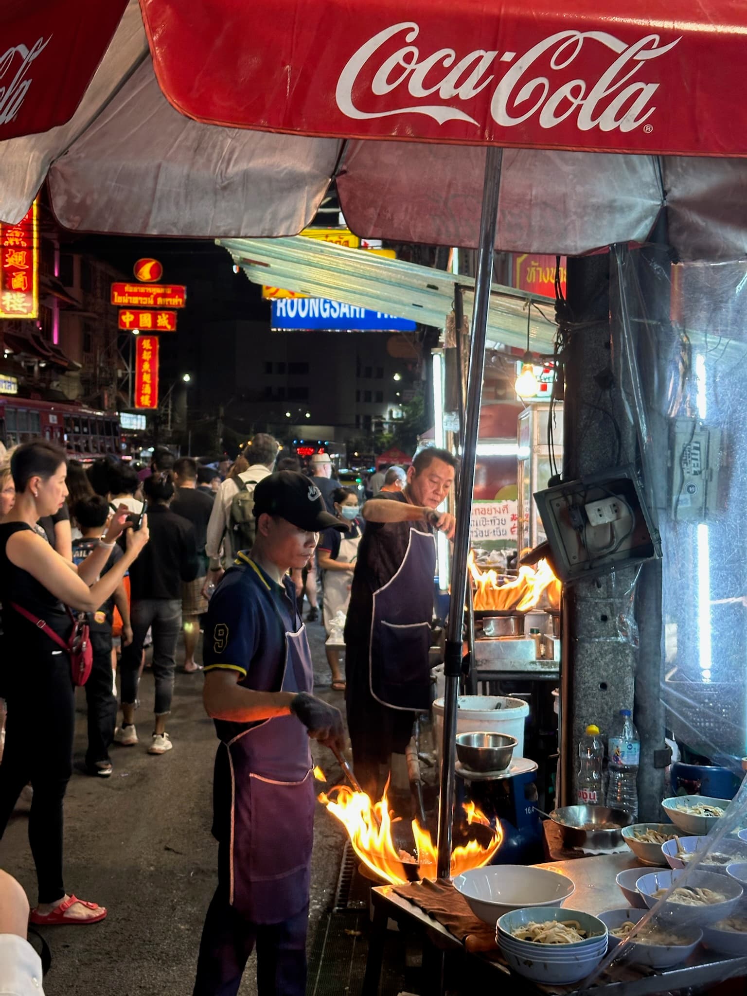 Llegada al paraíso: paseo gastronómico por Chinatown y Khao San Road - Día 1